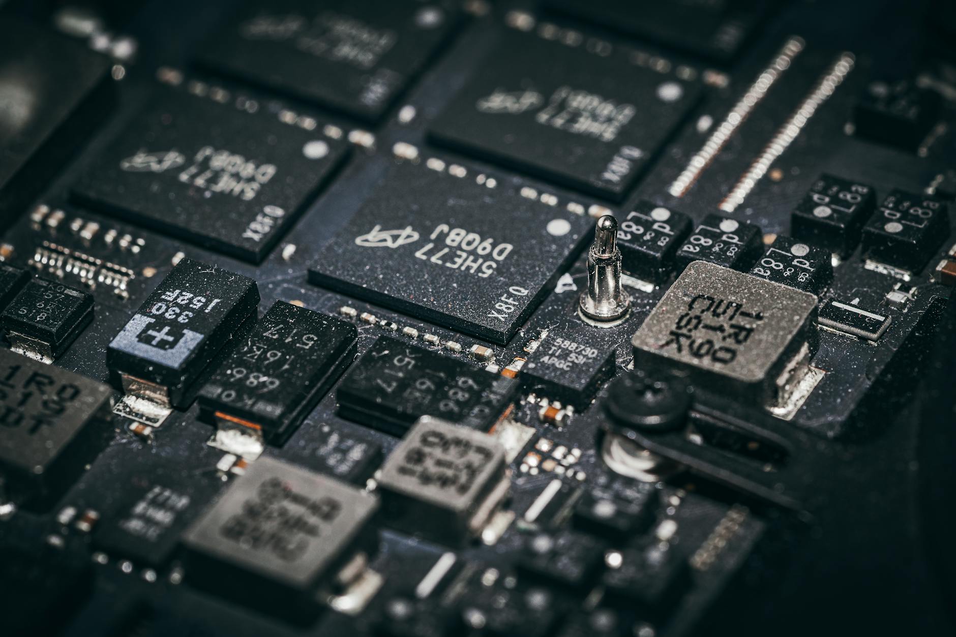 Broadcom Q2 AI चिप रेवेन्यू